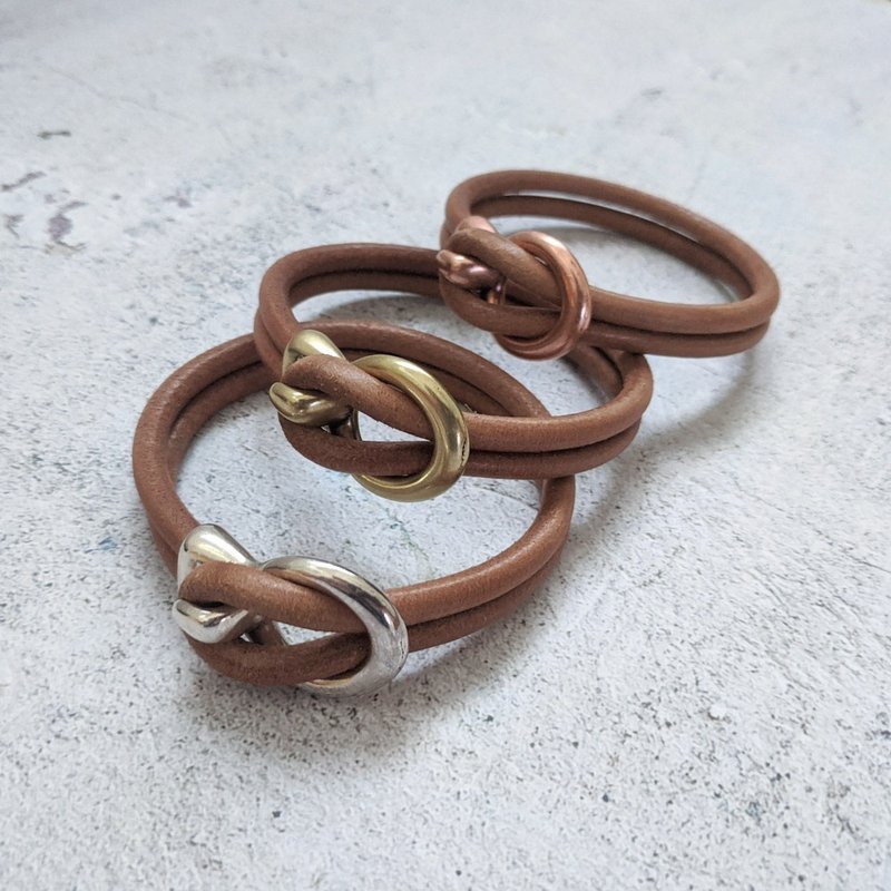 海盗船长 真皮 皮绳 手环 乐在手作欧洲饰品 - 手链/手环 - 真皮 咖啡色