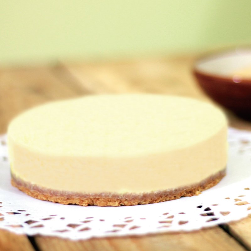 8寸 原味种奶酪 重奶酪 浓郁的法国铁塔牌奶油起士与美国杏仁粉 - 咸派/甜派 - 新鲜食材 白色