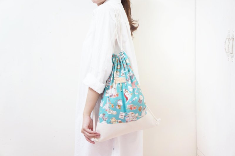 Mouton blanC _ 可人儿后背束口包 _ 爱丽丝的碧绿色仙境 - 束口袋双肩包 - 其他材质 绿色