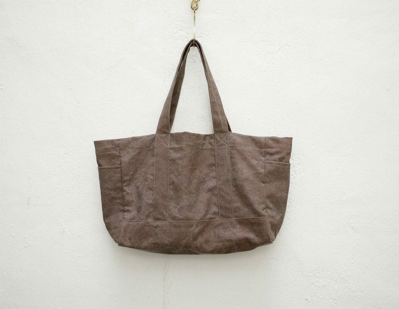 EVERYTHING IN BETWEEN 长方形托特包 - 侧背包/斜挎包 - 其他材质 