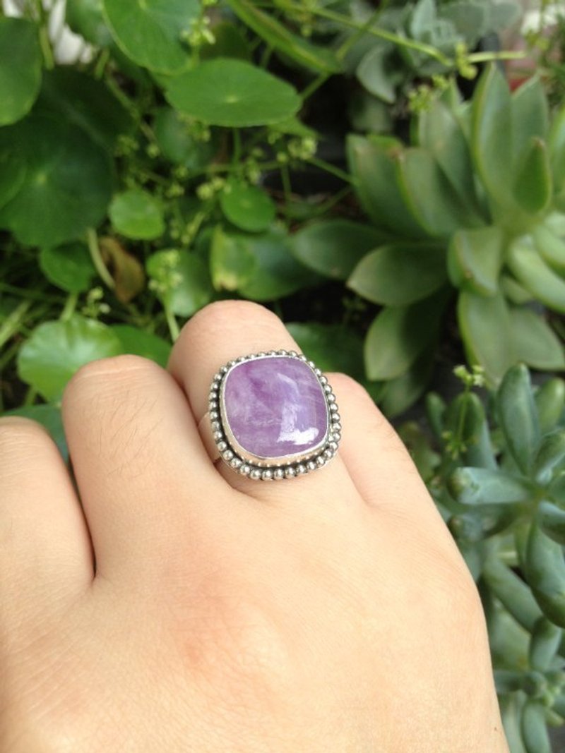 方块粉紫玉戒指 - 戒指 - 宝石 紫色