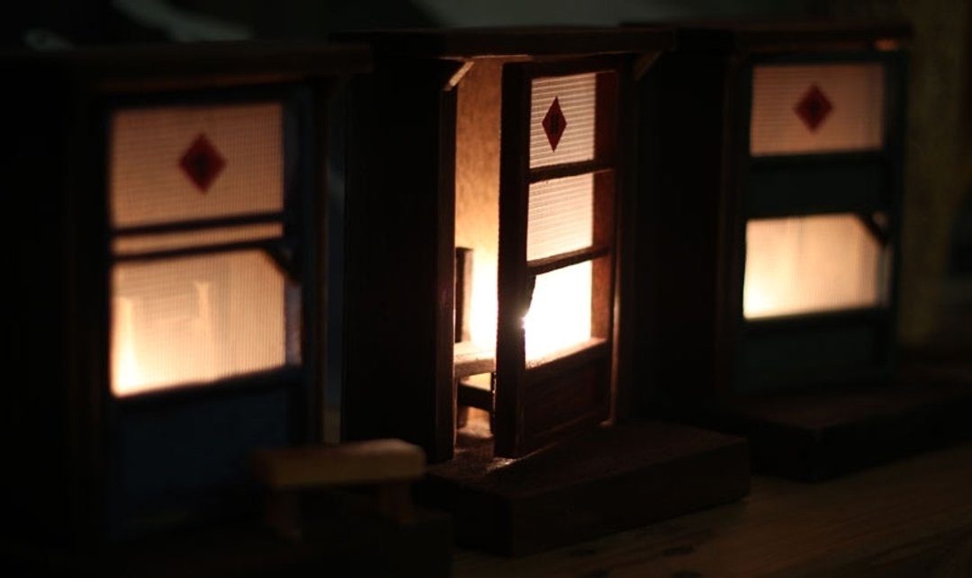 砖红老木门小夜灯 - 灯具/灯饰 - 木头 红色