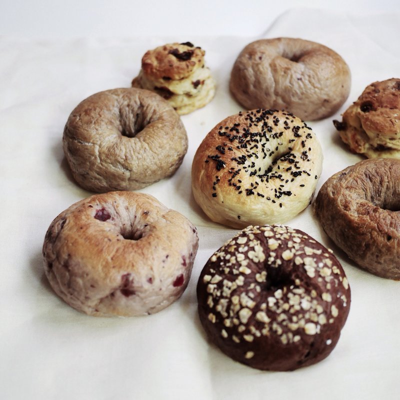 【Sweet贝果组合】Oreo / 鲜奶熔岩 / 蜜红豆鲜奶 / 经典莓果 / 酒酿莱姆葡萄干司康 - 面包/吐司 - 新鲜食材 橘色