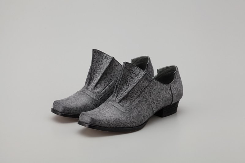 ZOODY / 蜥蜴 / 手工鞋 / 平底前盖包鞋 / 黑灰 - 其他女款皮鞋 - 真皮 黑色