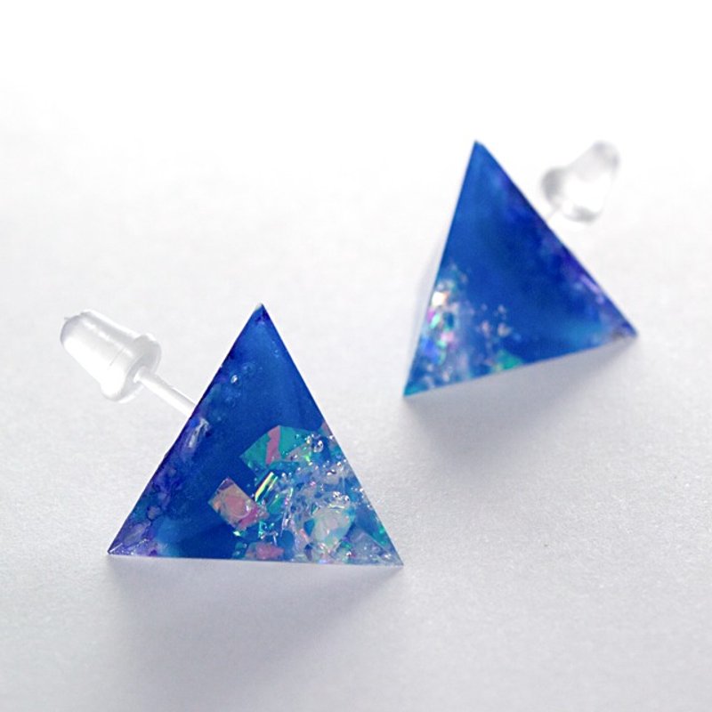 Triangle Earrings (Super Blue) - 耳环/耳夹 - 其他材质 蓝色
