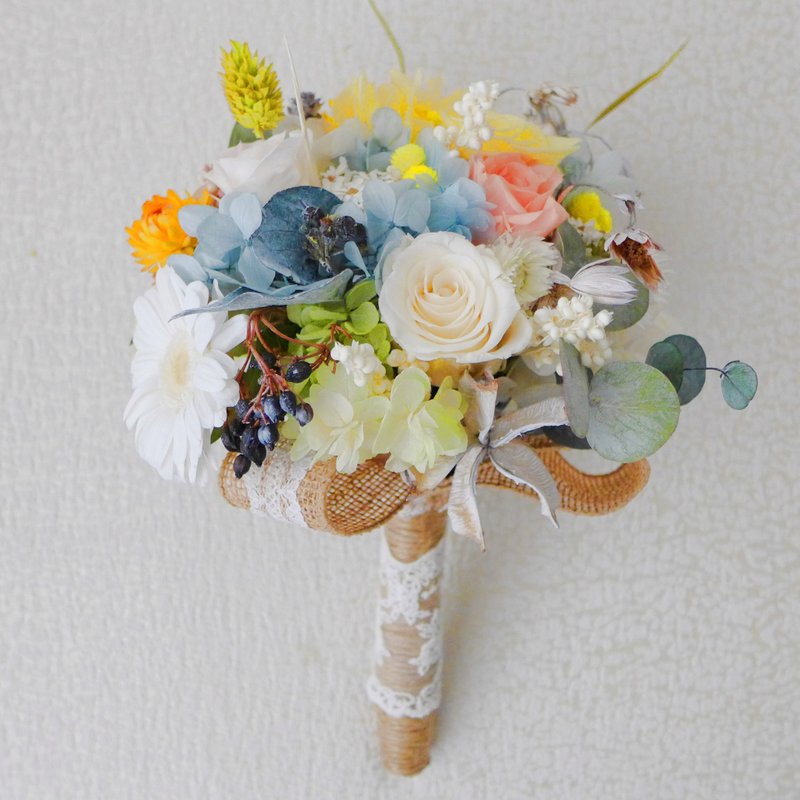 70%不凋混30%干燥捧花+胸花 - 胸针 - 植物．花 多色