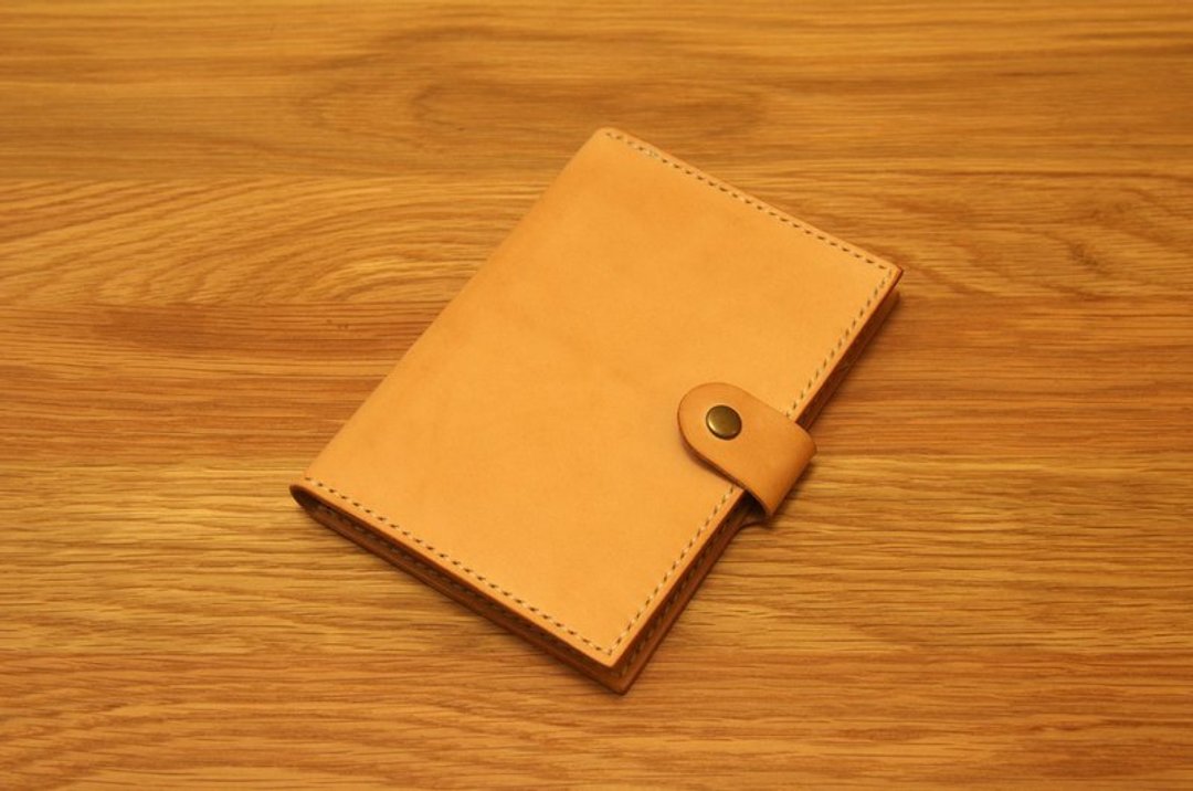 Passport Case 护照包 - 证件套/卡套 - 真皮 金色