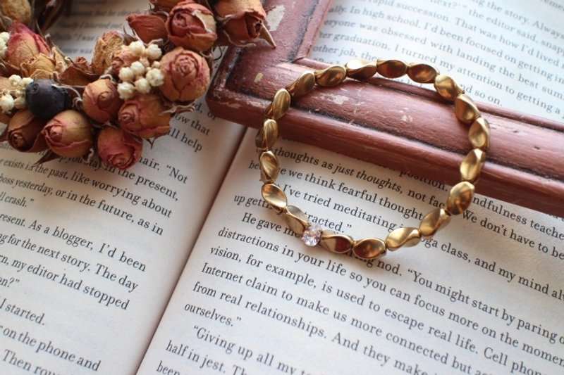 说妳的故事~锆石/黄铜手环 - 手链/手环 - 其他材质 