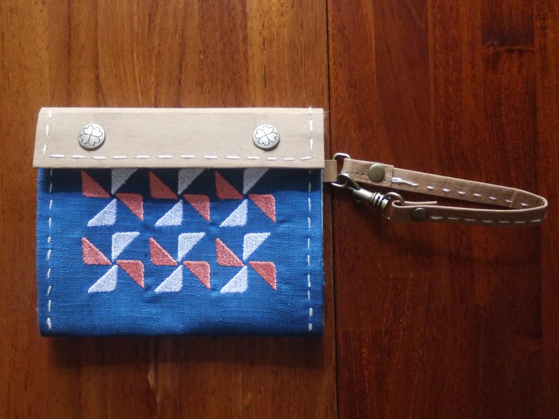 夏日风车/日式和风/印花/手工缝制/刺绣零钱包/水洗牛皮纸 - 皮夹/钱包 - 绣线 蓝色