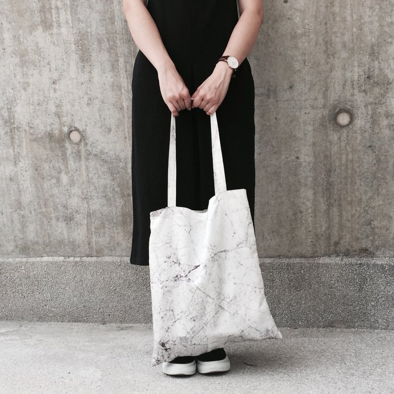 大理石纹丝质布袋 ∎ Marble tote bag ∎ WHITE - 侧背包/斜挎包 - 其他材质 白色
