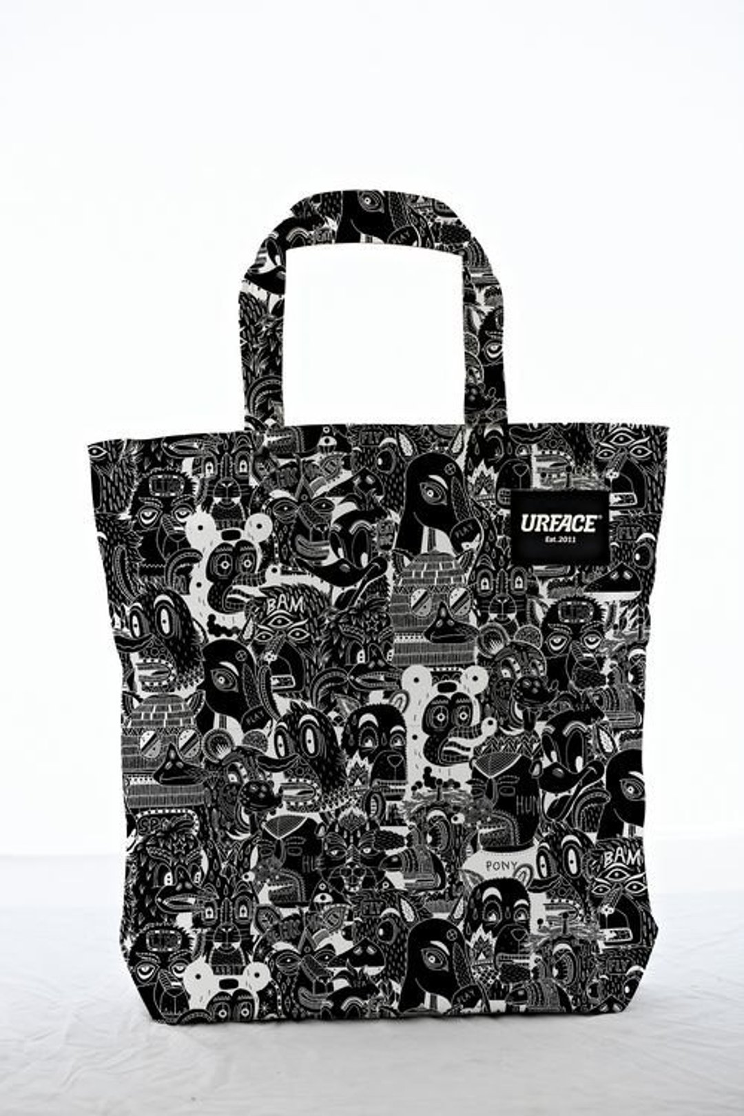 【URFACE】2nd Artist Series / P7 设计限量款Shopping Bag / 黑线条 - 手提包/手提袋 - 防水材质 黑色