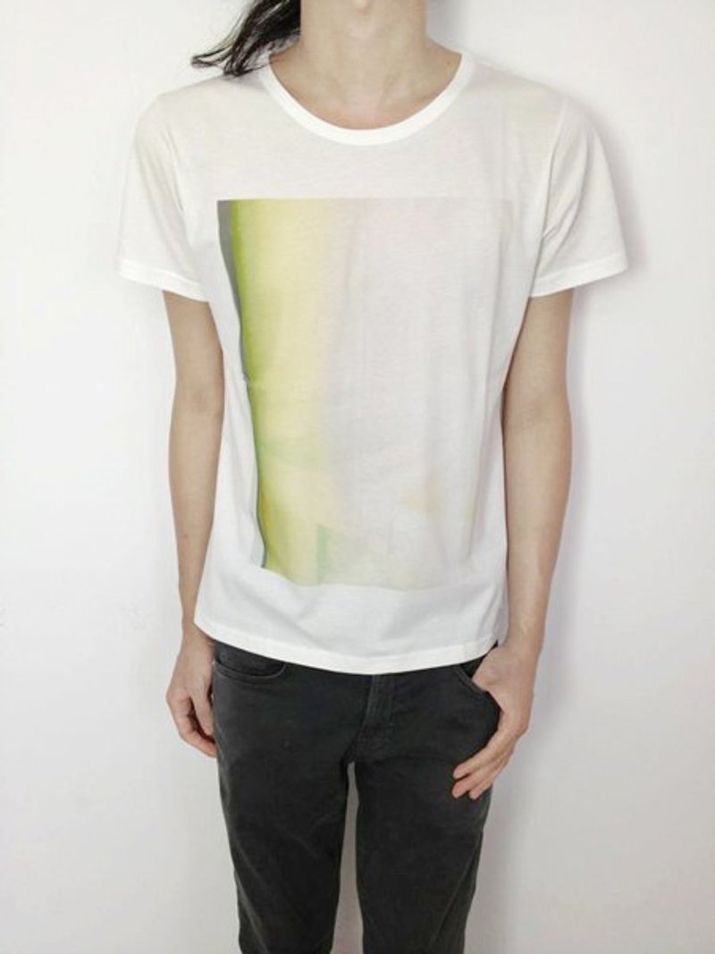 I . A . N Design 扫描  有机棉短袖T Organic Cotton - 中性连帽卫衣/T 恤 - 棉．麻 白色