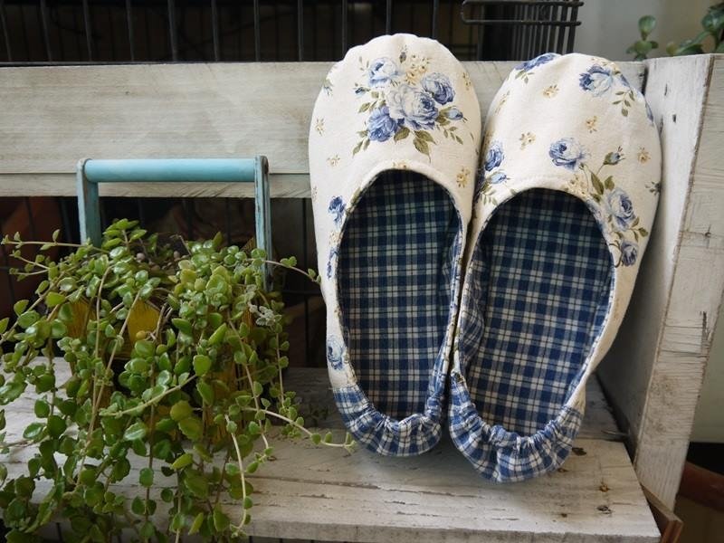 现货 松紧带室内鞋 初春无棉款-蓝花 - 室内拖鞋 - 棉．麻 蓝色