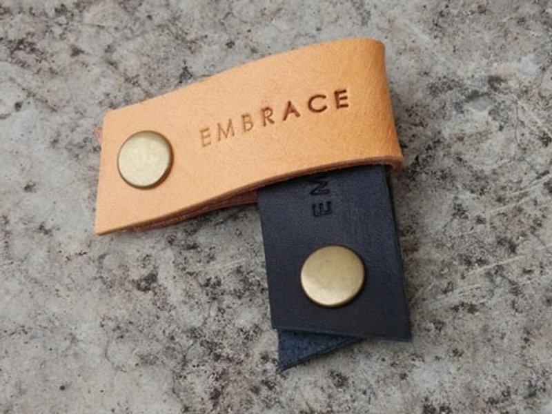 【定制化礼物】手工皮革集线器/多色/宽版-免费烙印名字 - 其他 - 真皮 多色