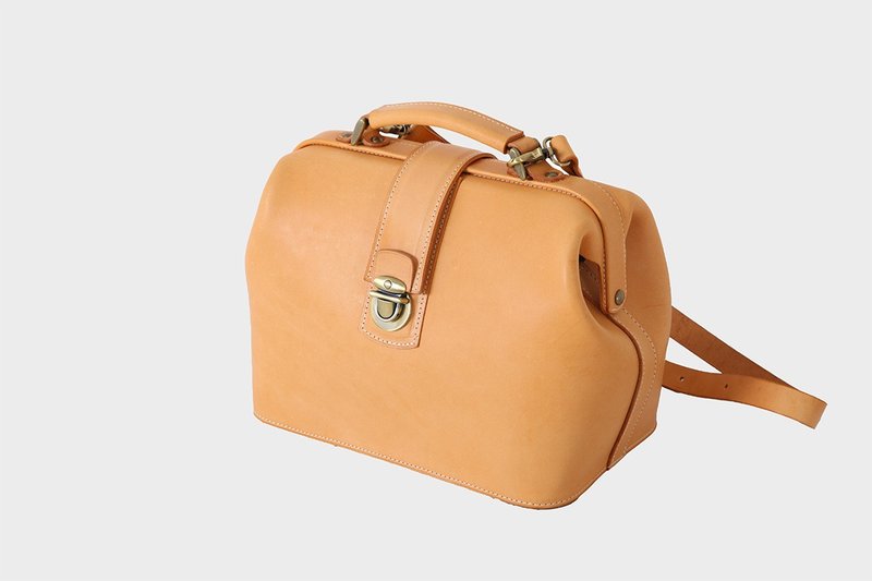 Dr.1 | 皮革订制 | 定制打字 | 真皮 | 植鞣革牛皮 - 侧背包/斜挎包 - 真皮 