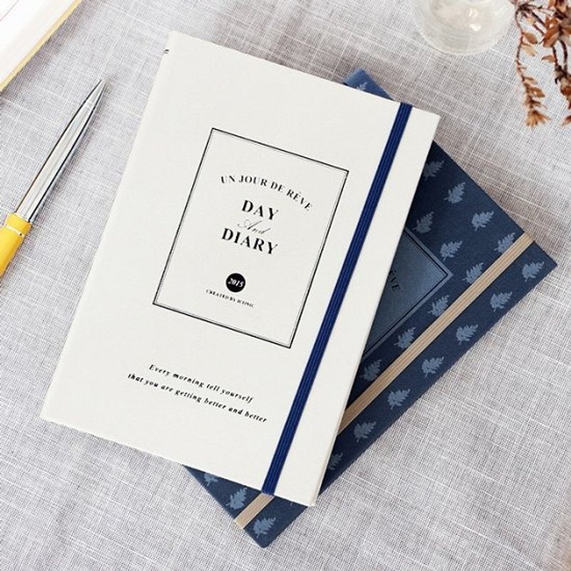 Dessin x Iconic-2015 午后时光年历-时效周志-象牙白,ICO82347 - 年历/台历 - 纸 白色