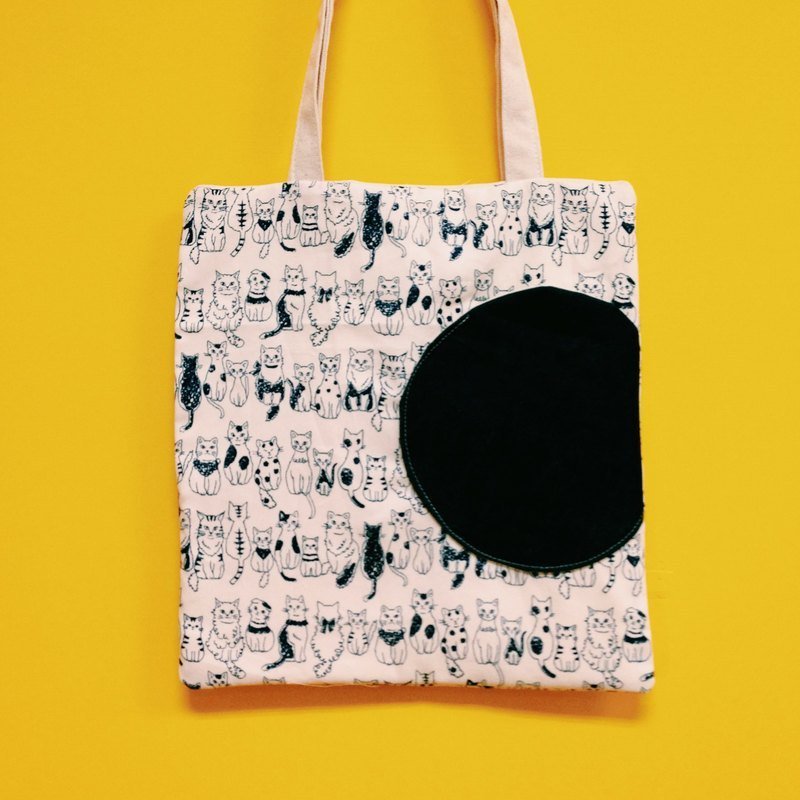 ::手提袋:: 日本猫咪深蓝圆形口袋 - 侧背包/斜挎包 - 其他材质 白色