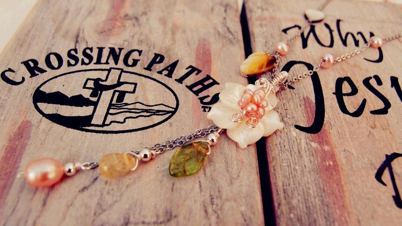 《DODOWU手作轻珠宝》【不锈钢蝶贝发晶/流苏链】 - 项链 - 宝石 白色