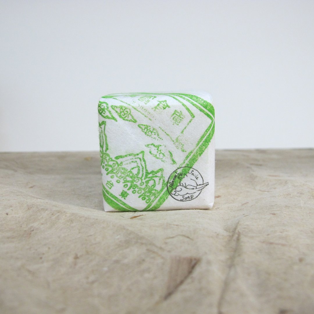 槟榔手工皂Betel Nut  Hand-Made Soap -小 - 香薰/精油/线香 - 其他材质 绿色