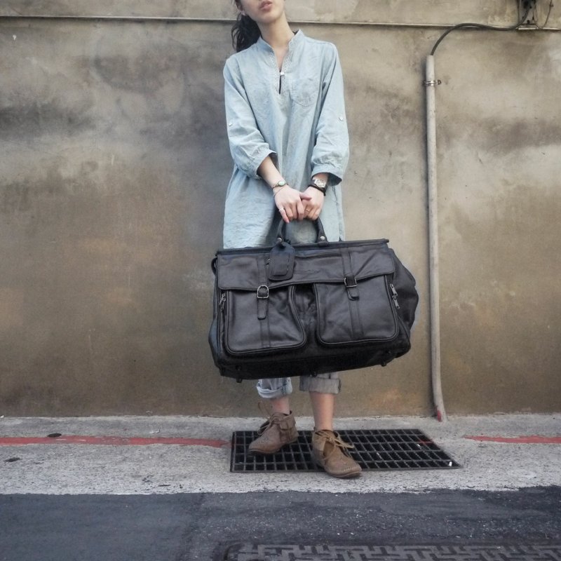 夕卡 Shika // Vintage bag 老件 herald tribune 经典复古手提行李包 {AA8-012} - 手提包/手提袋 - 其他材质 黑色