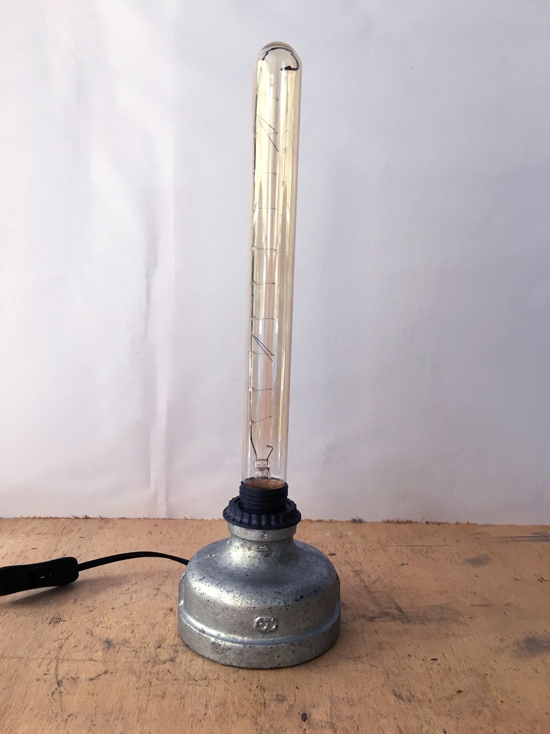 爱迪生灯泡台灯 手作台灯 T30 复古 LOFT 工业 - 灯具/灯饰 - 其他金属 