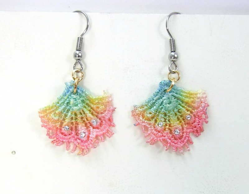 小银杏 耳环 - 耳环/耳夹 - 绣线 