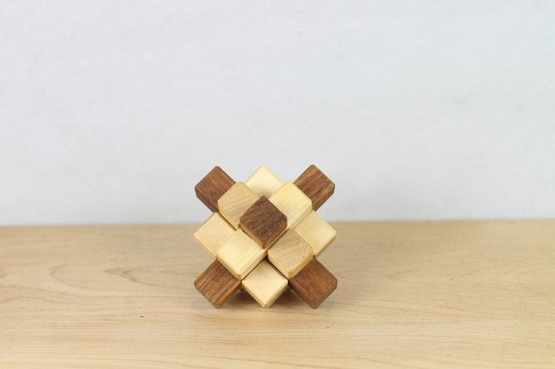 骄傲 │练心锁系列／积木／益智│ - 摆饰 - 木头 咖啡色