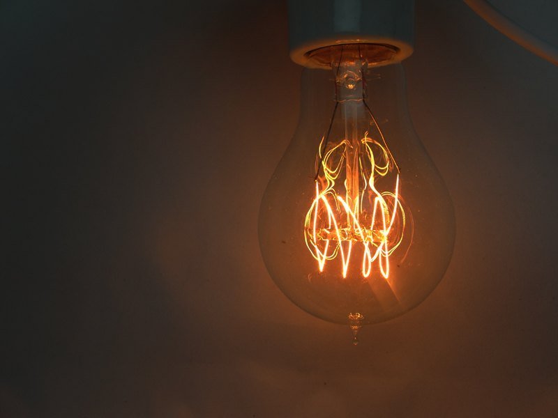 爱迪生-水滴圈圈绕丝复古钨丝灯泡 - 灯具/灯饰 - 玻璃 白色