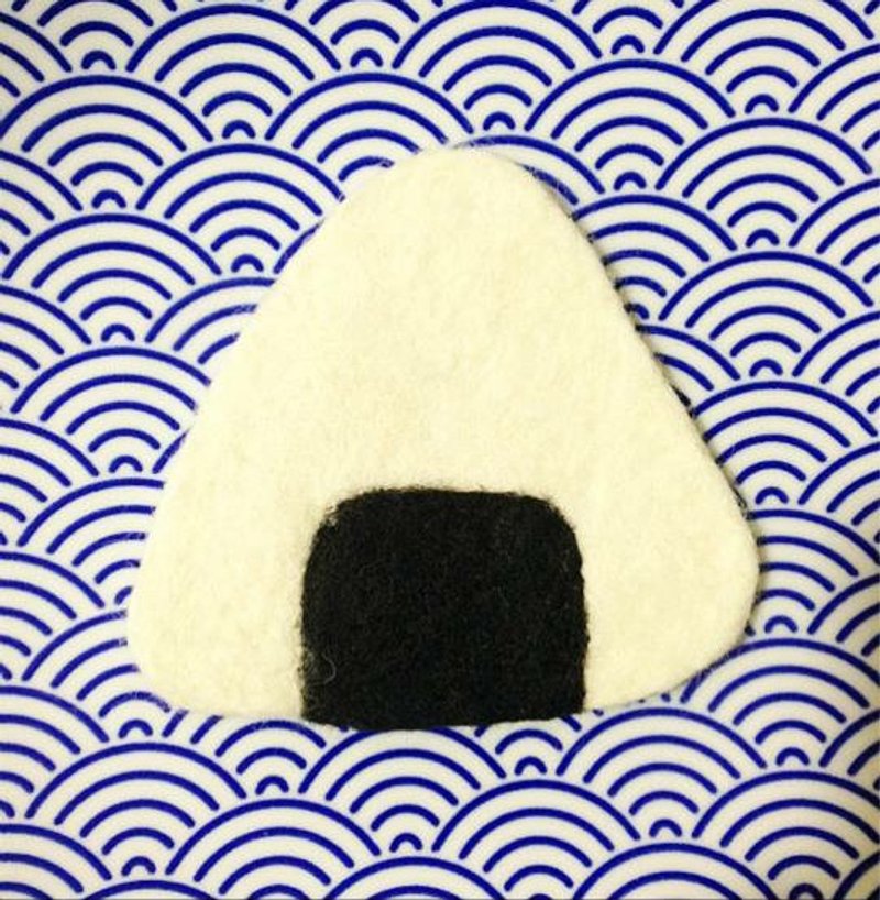 Mew in Wonderland ─山形系列~山形御饭团羊毛毡杯垫 - 其他 - 羊毛 白色