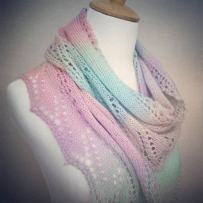 黎明到黄昏 手工编织蕾丝披肩/围巾 - 丝巾 - 其他材质 多色