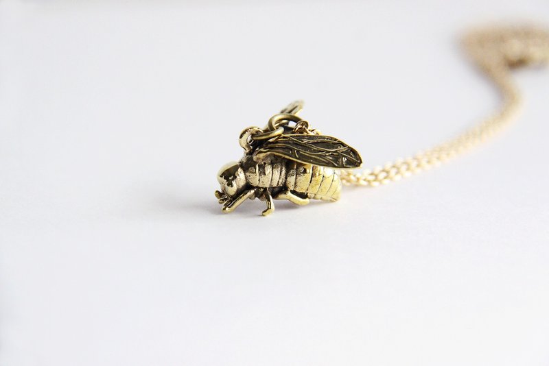 小苍蝇项链 - 项链 - 其他金属 金色