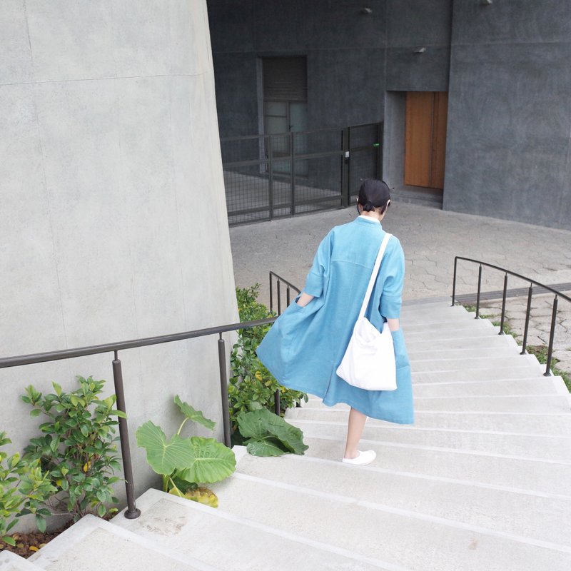 小立领大口袋  暖蓝罩衫 - 女装休闲/机能外套 - 棉．麻 蓝色