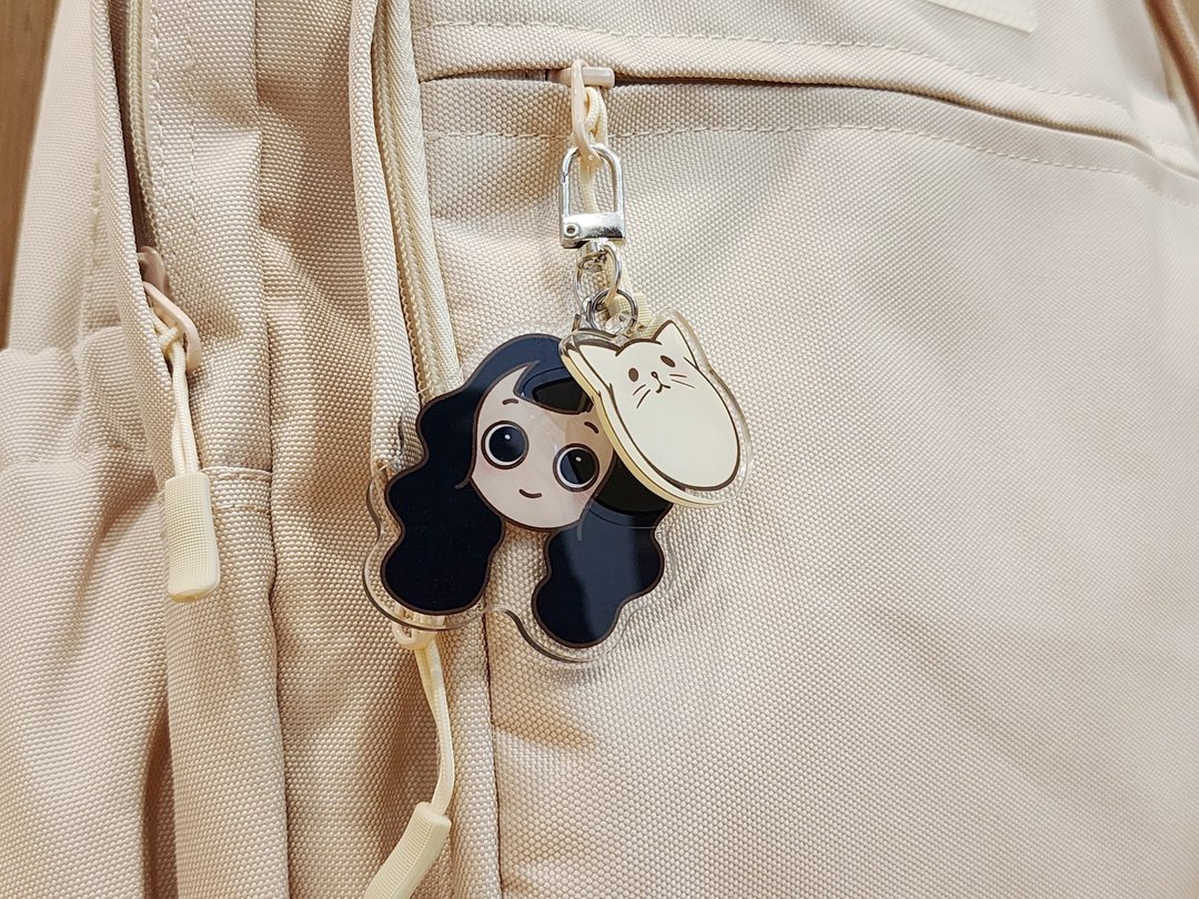 【吊饰】可爱女孩与猫咪压克力钥匙扣 - 吊饰 - 压克力 多色
