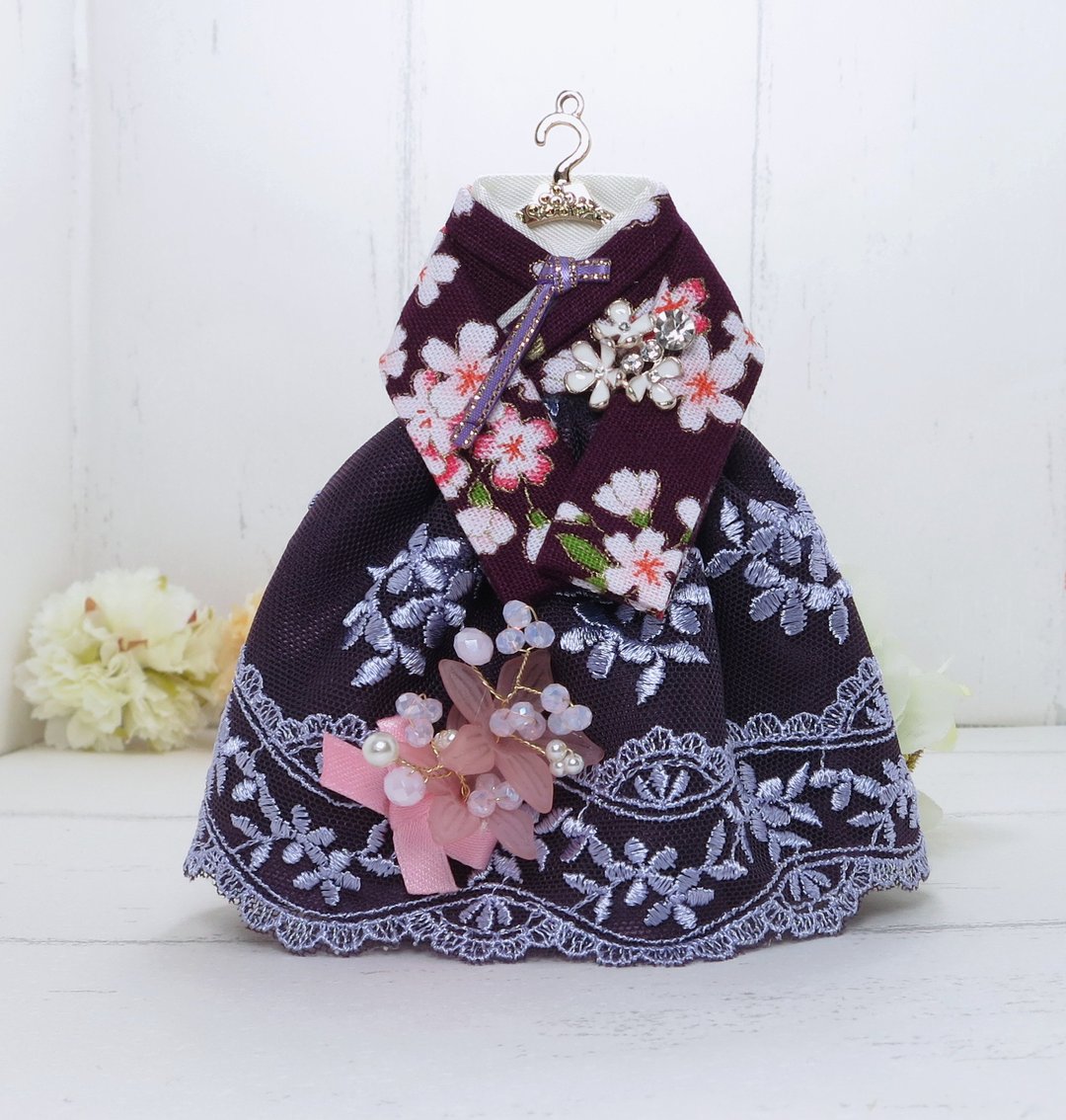 柠檬手作饰品 罗兰紫蕾丝水晶串珠花韩服手作钥匙圈包包吊饰 - 钥匙链/钥匙包 - 棉 