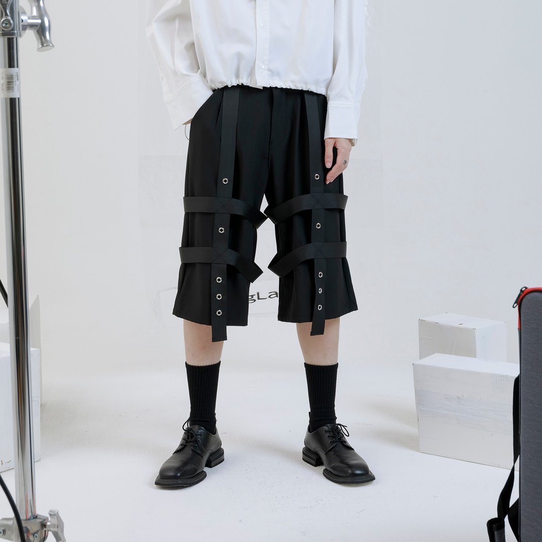 金属鸡眼扣带五分裤 - 男士短裤 - 聚酯纤维 黑色
