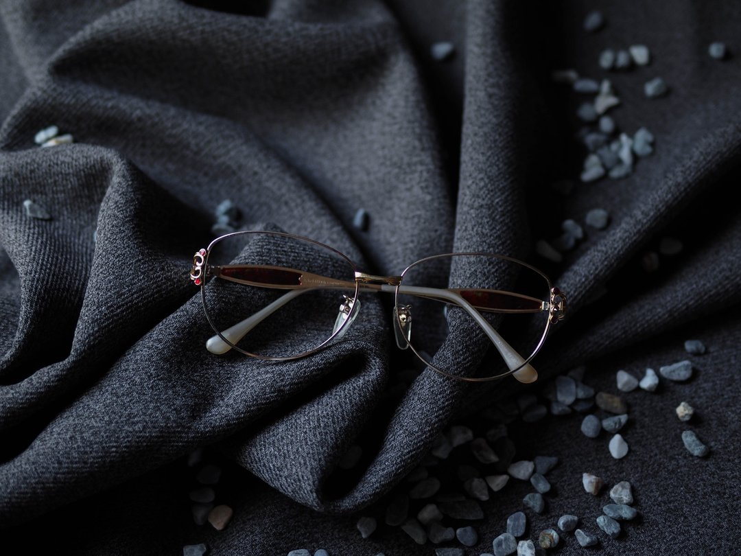 烈火艳红沙金方圆框透光镜脚金属镜框 古董眼镜 Japan/glasses - 眼镜/眼镜框 - 贵金属 金色