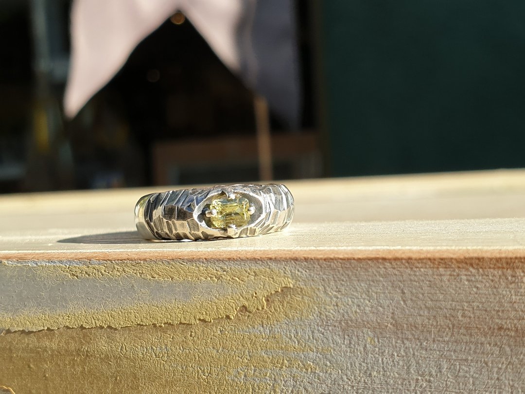 Oˋre Jewelry 设计师款岩石面 黄色蓝宝石戒指 925纯银 可客订制 - 戒指 - 宝石 