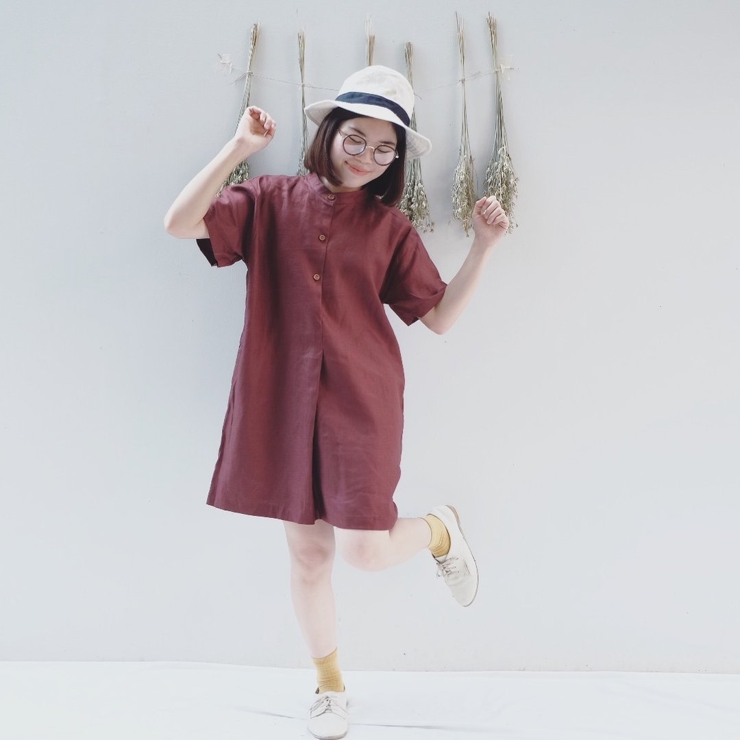 Adam & Eve Dress : Linen Jam-Red Color - 洋装/连衣裙 - 棉 红色