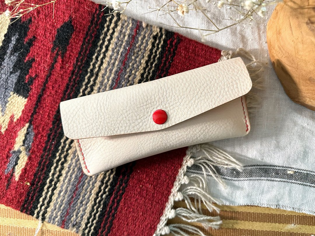 信封形磁钮笔袋 好好缝 皮革DIY材料包 文具 收纳袋 文青生活 - 皮件 - 真皮 多色