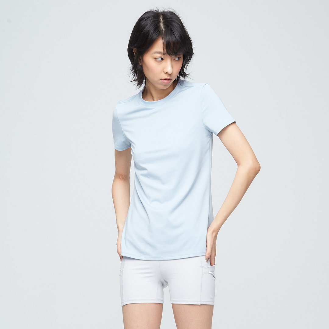不可退换 /吸排后剪接修身上衣(女)-迷雾蓝 - 女装上衣 - 聚酯纤维 蓝色
