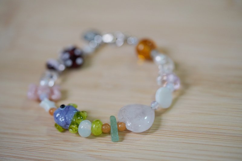 小鱼手链，奇幻彩虹玻璃。 - 手链/手环 - 玻璃 多色