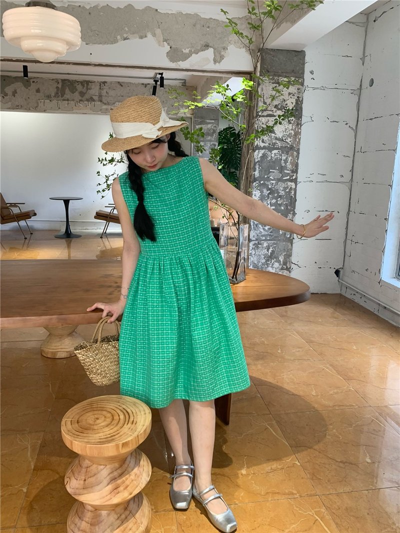 一字肩 连衣裙 显白无袖高腰  少女清新宽松  小个子  洋装 小众 - 洋装/连衣裙 - 棉．麻 绿色