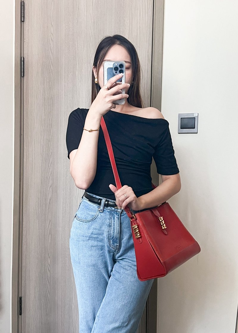 Loewe中古蛇骨包 - 侧背包/斜挎包 - 真皮 红色