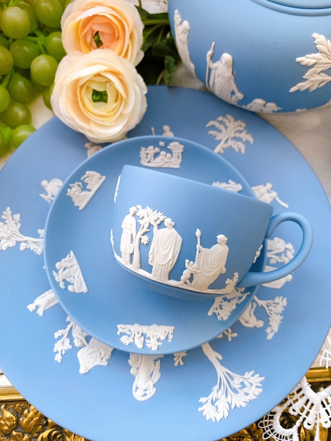 英国骨瓷Wedgwood jasper蓝色浮雕希腊神话花茶杯两件组库存品 - 其他杯子 - 瓷 蓝色