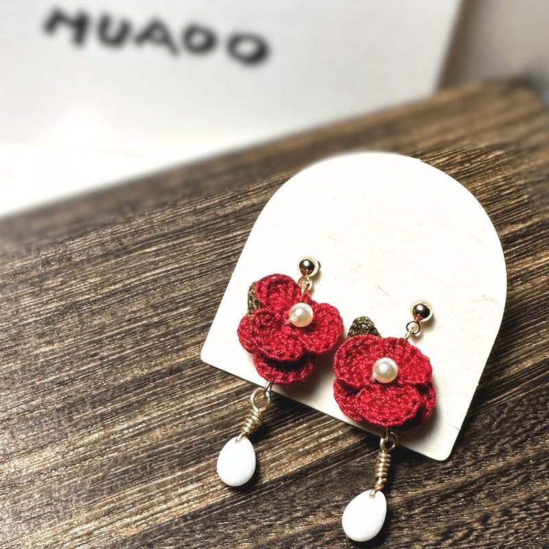 赤心玫瑰石 耳环 耳针 耳夹 立体 钩针 微钩 花朵 花 - 耳环/耳夹 - 棉．麻 红色