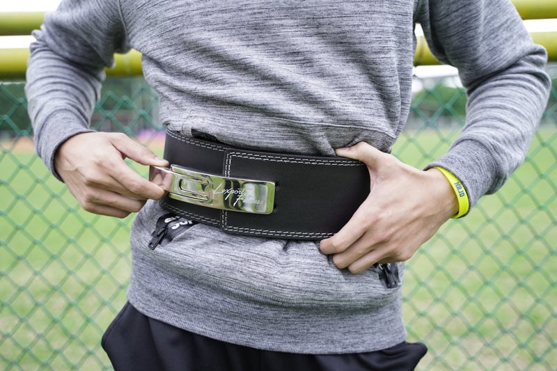 专业重训健力腰带 高级牛皮快扣 - 运动配件 - 真皮 黑色