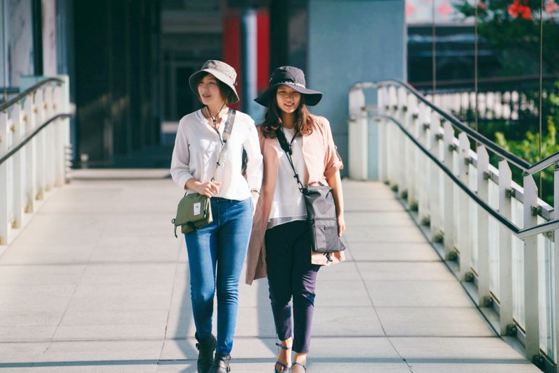 SilverValley 高低起伏两用随身包 Switchback 2 Way Daily Bag - 侧背包/斜挎包 - 尼龙 