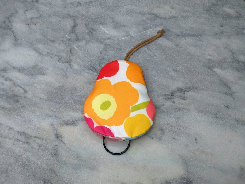 大花朵 梨型防水钥匙包【K201214】 - 钥匙链/钥匙包 - 棉．麻 多色