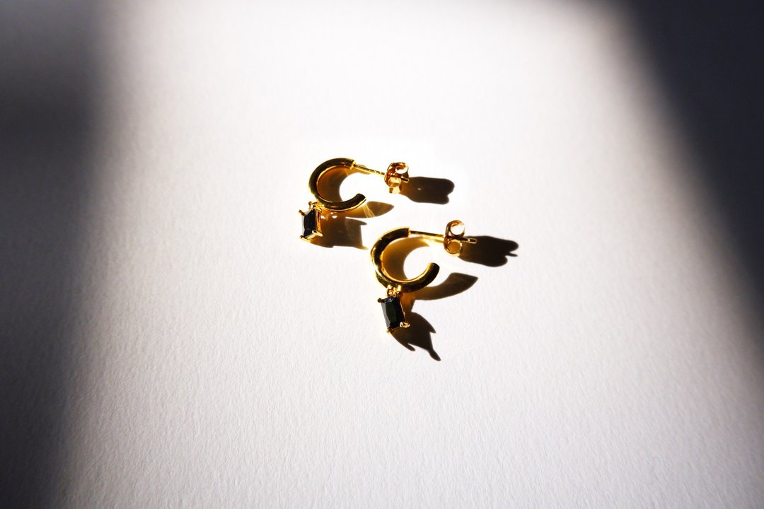 The Sparkle Glod Earrings/ 五色方晶锆石 925 金色耳环 - 耳环/耳夹 - 纯银 金色