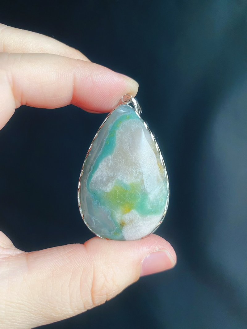 【售出】樱花玛瑙 莫兰迪绿 黄 意境美 S925银镶 吊坠 礼物 闺蜜 - 项链 - 水晶 绿色